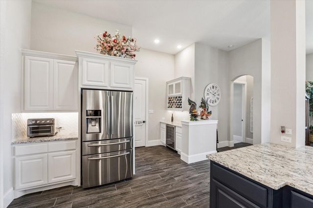 2547 Sandy Lake Drive, Friendswood, TX 77546