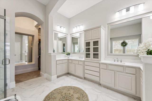 2547 Sandy Lake Drive, Friendswood, TX 77546