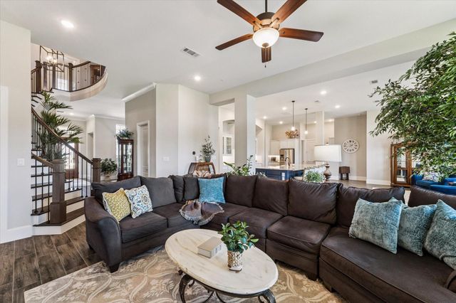2547 Sandy Lake Drive, Friendswood, TX 77546