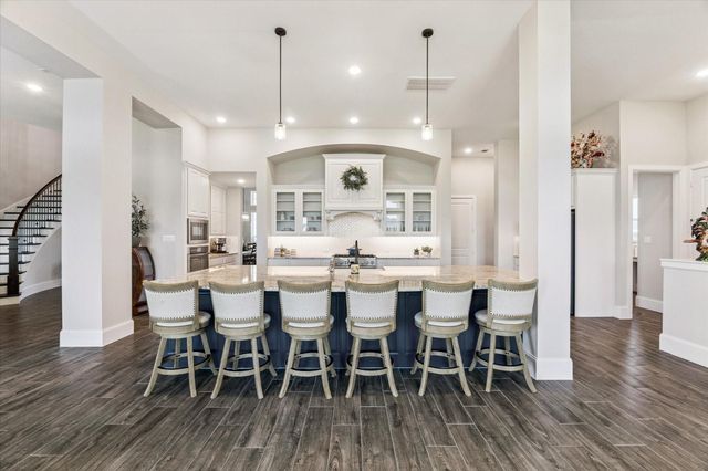 2547 Sandy Lake Drive, Friendswood, TX 77546