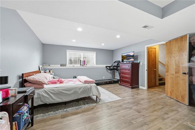 1810 NW Bradford Court, Grain Valley, MO 64029