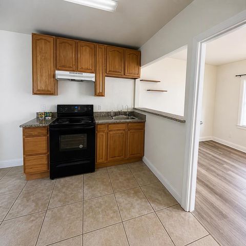 6114-6120 Foothill Boulevard, Oakland, CA 94605