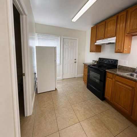 6114-6120 Foothill Boulevard, Oakland, CA 94605