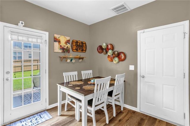 1497 Bromwich Drive, Winston-salem, NC 27127