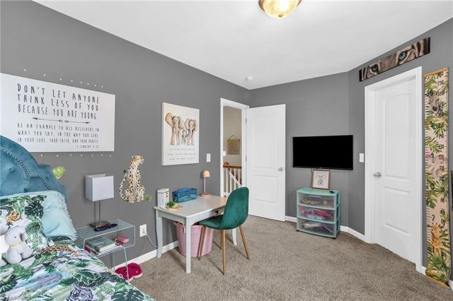 1497 Bromwich Drive, Winston-salem, NC 27127