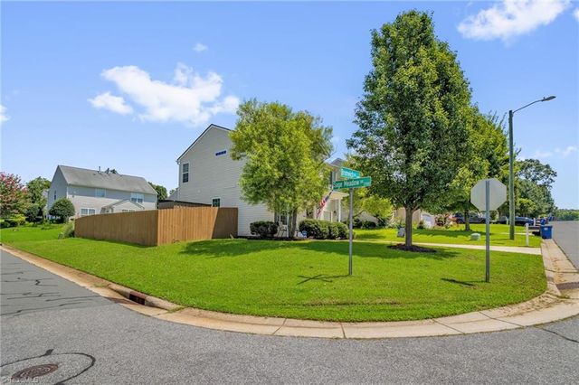 1497 Bromwich Drive, Winston-salem, NC 27127