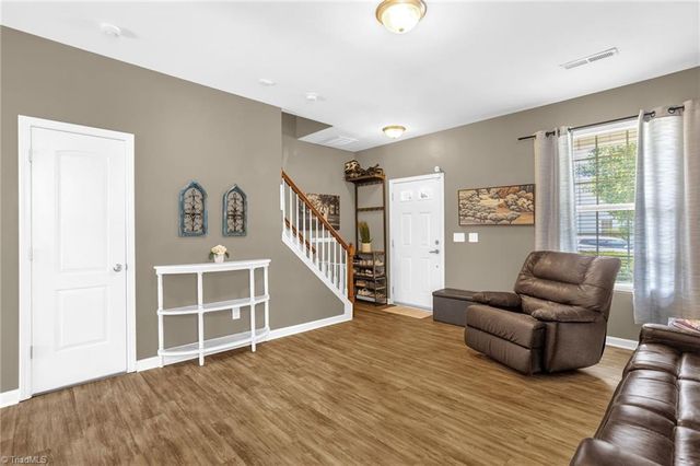 1497 Bromwich Drive, Winston-salem, NC 27127
