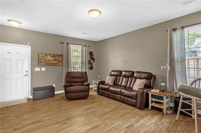 1497 Bromwich Drive, Winston-salem, NC 27127