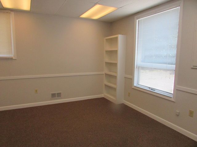 106 Commonwealth Ave, North Attleboro, MA 02760