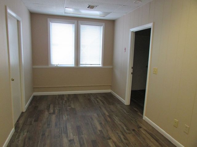 106 Commonwealth Ave, North Attleboro, MA 02760