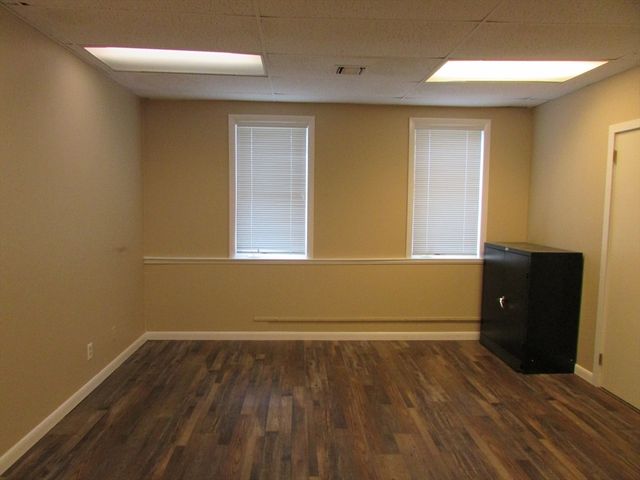 106 Commonwealth Ave, North Attleboro, MA 02760