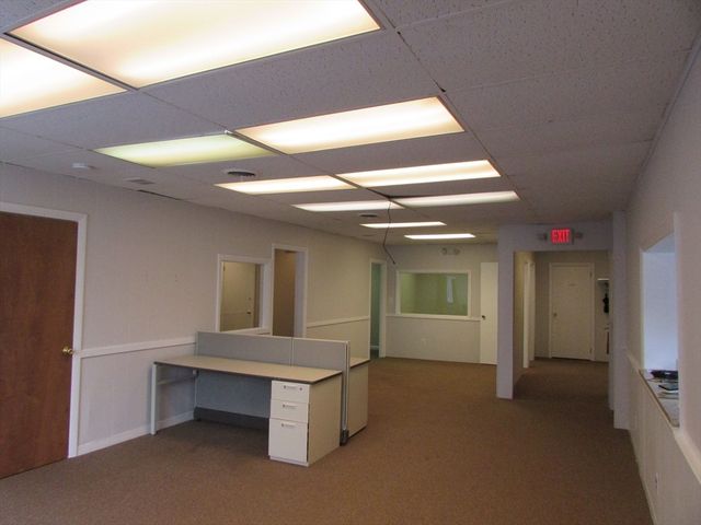 106 Commonwealth Ave, North Attleboro, MA 02760