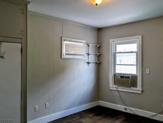 13 Lewis St, Phillipsburg Town, NJ 08865