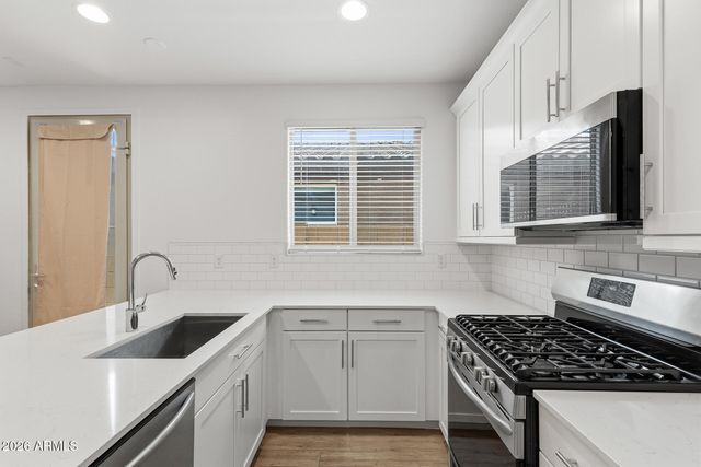1523 W CORRAL Road, Phoenix, AZ 85041