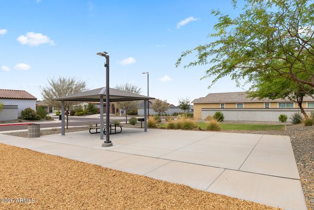 1523 W CORRAL Road, Phoenix, AZ 85041