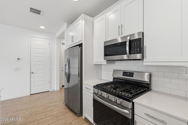 1523 W CORRAL Road, Phoenix, AZ 85041