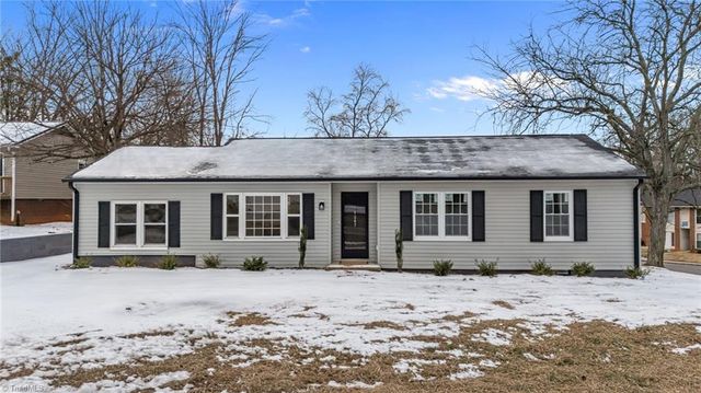 1207 Martin Luther King Jr Boulevard, Lexington, NC 27292