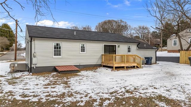 1207 Martin Luther King Jr Boulevard, Lexington, NC 27292