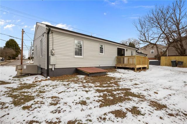 1207 Martin Luther King Jr Boulevard, Lexington, NC 27292