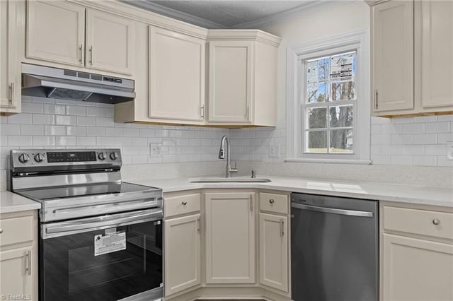 1207 Martin Luther King Jr Boulevard, Lexington, NC 27292