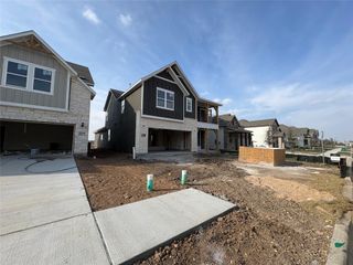 316 Willow Heights DR, Hutto, TX 78634