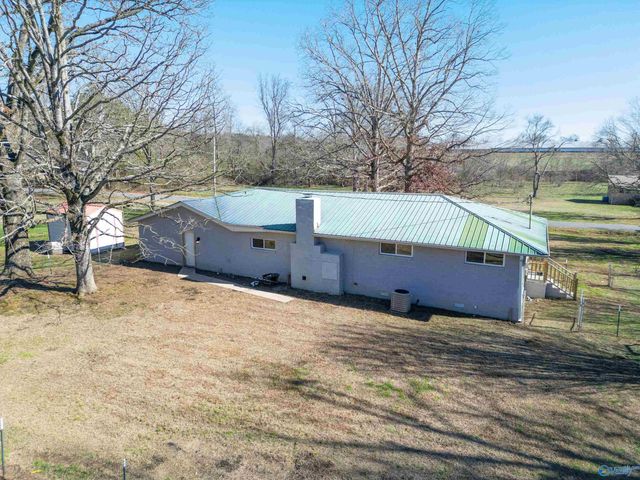 2237 County Road 685, Fort Payne, AL 35968