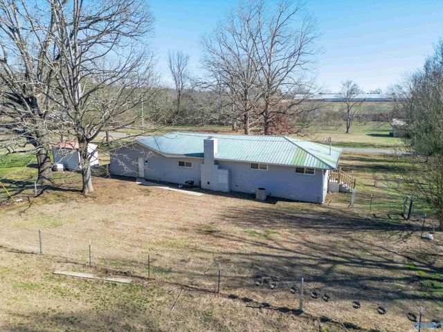 2237 County Road 685, Fort Payne, AL 35968