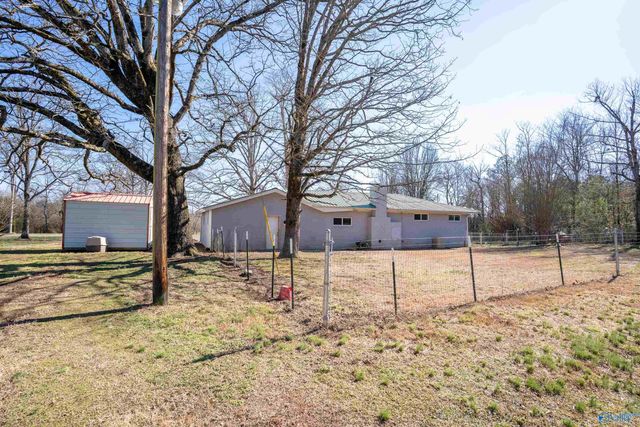 2237 County Road 685, Fort Payne, AL 35968