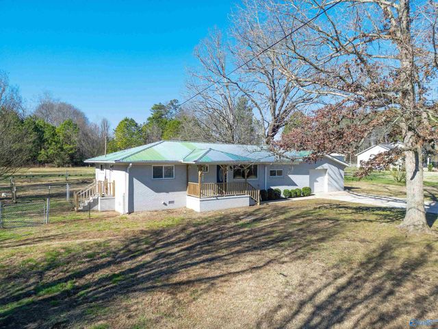 2237 County Road 685, Fort Payne, AL 35968