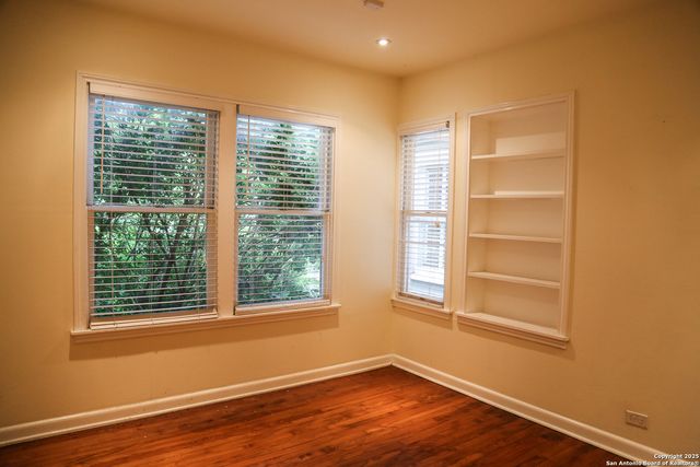 135 TUXEDO AVE, San Antonio, TX 78209