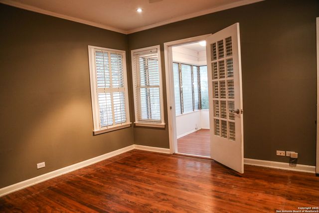 135 TUXEDO AVE, San Antonio, TX 78209
