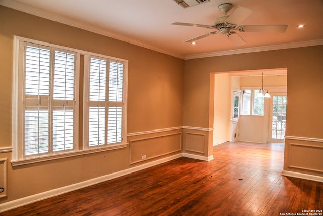135 TUXEDO AVE, San Antonio, TX 78209