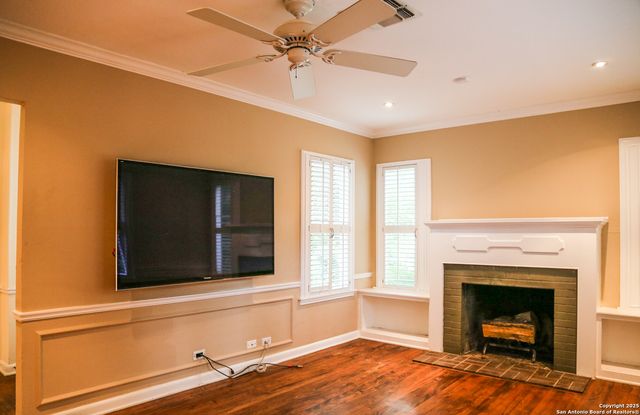 135 TUXEDO AVE, San Antonio, TX 78209
