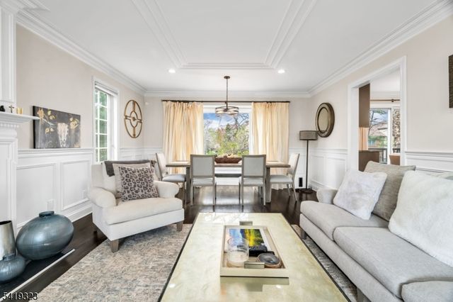 1 Rolling Hill Ct, Madison Boro, NJ 07940