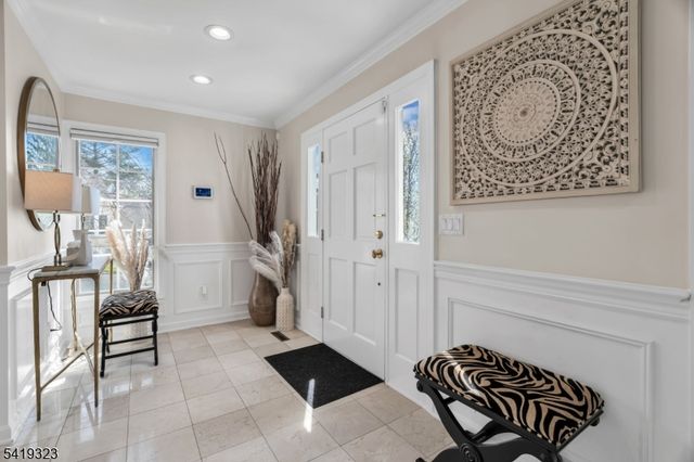 1 Rolling Hill Ct, Madison Boro, NJ 07940