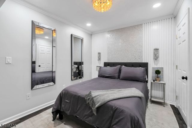 1 Rolling Hill Ct, Madison Boro, NJ 07940