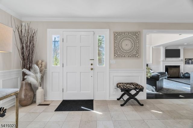 1 Rolling Hill Ct, Madison Boro, NJ 07940