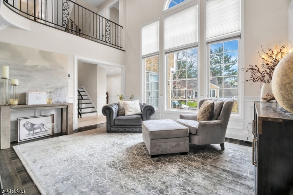 1 Rolling Hill Ct, Madison Boro, NJ 07940