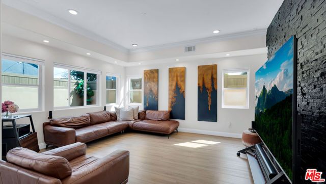 5136 Berryman Avenue, Culver City, CA 90230