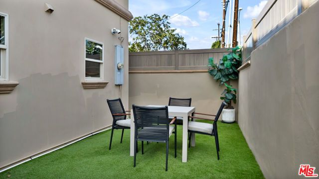 5136 Berryman Avenue, Culver City, CA 90230