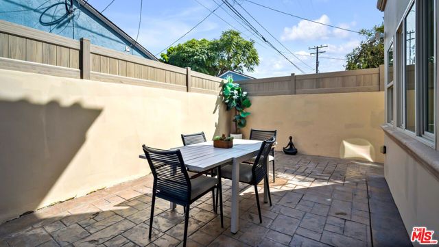 5136 Berryman Avenue, Culver City, CA 90230