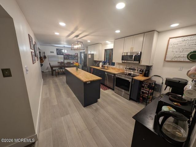 11 Bright Road, New Egypt, NJ 08533