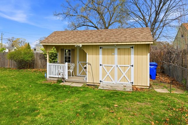11 Judith St, Springfield, MA 01118