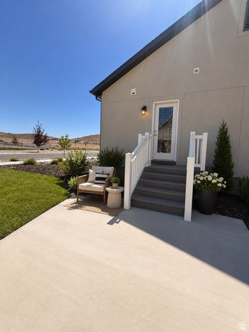 6593 N MT JEFFERSON, Eagle Mountain, UT 84005