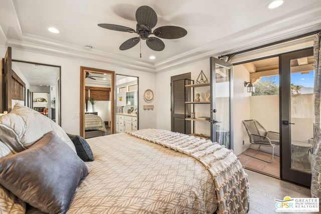 2300 S Bisnaga Avenue, Palm Springs, CA 92264
