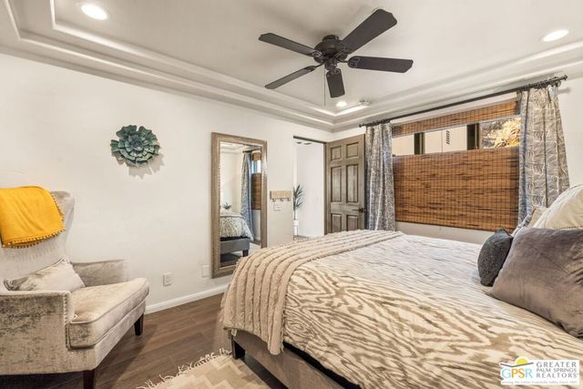 2300 S Bisnaga Avenue, Palm Springs, CA 92264