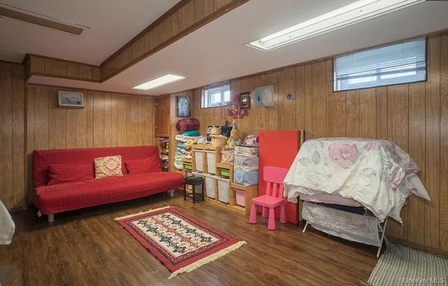 69-62 199th Street, Fresh Meadows, NY 11365