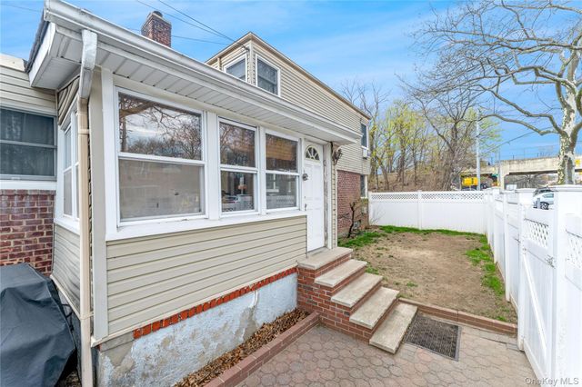69-62 199th Street, Fresh Meadows, NY 11365