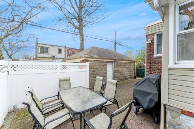 69-62 199th Street, Fresh Meadows, NY 11365