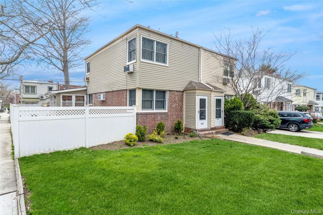 69-62 199th Street, Fresh Meadows, NY 11365